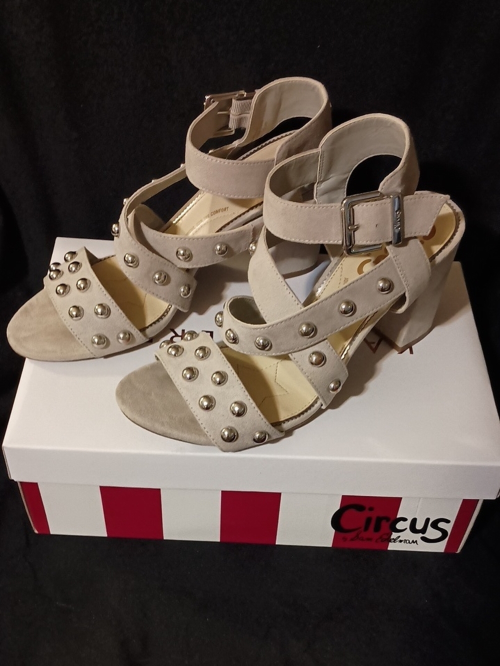 NWT Circus NY by Sam Edelman Grey Suede Block Heels w/Silver Studs Womens Sz 9.5